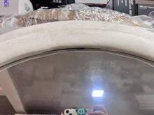 Cargar imagen en el visor de la galería, Espejo Colgante o de Piso - Marco Terciopelo - Envíos solo Cali